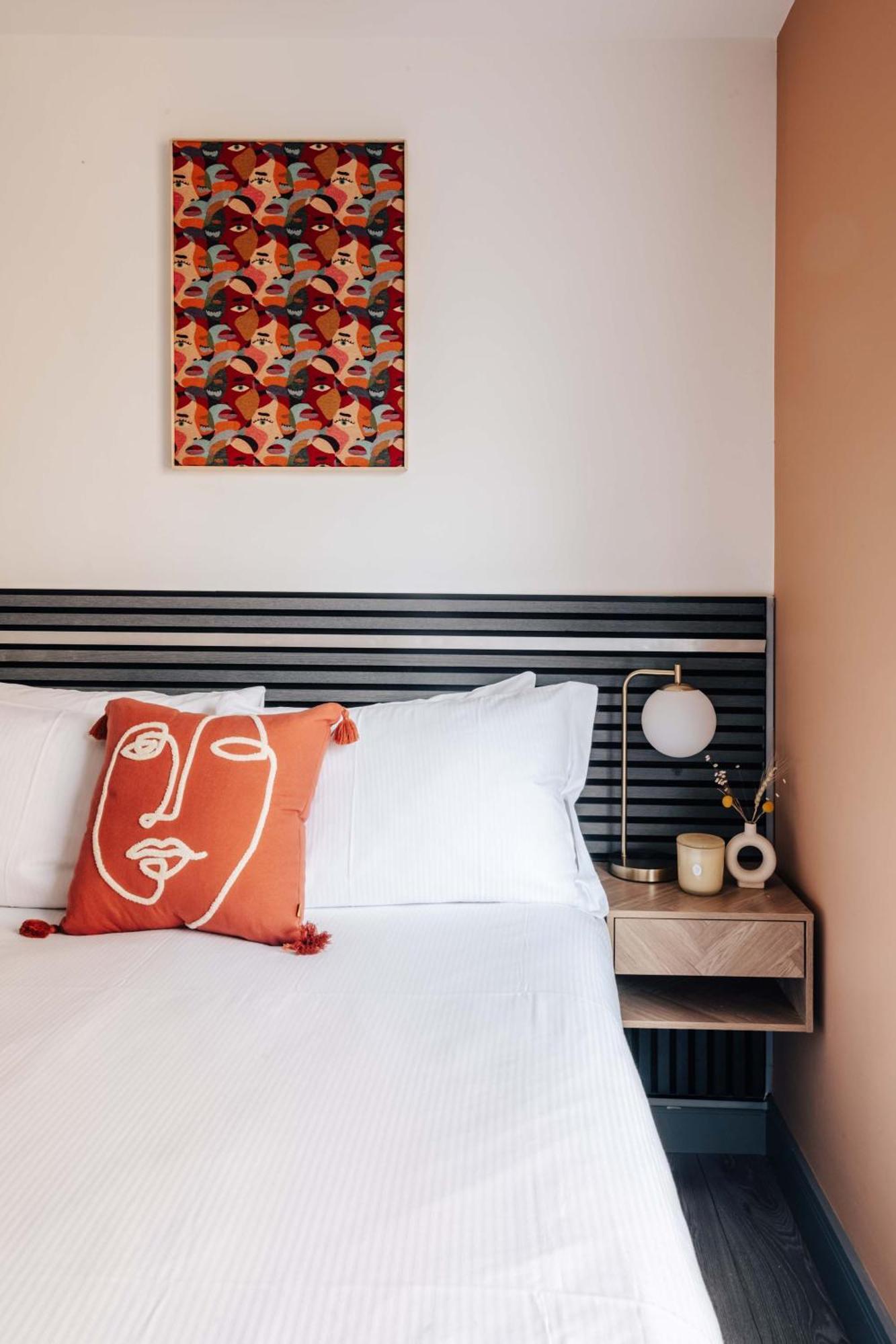 Modern And Spacious Duplex In Earls Court ลอนดอน ภายนอก รูปภาพ